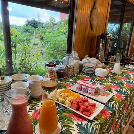 Teanehi Bed & Breakfast Hanga Roa Zewnętrze zdjęcie